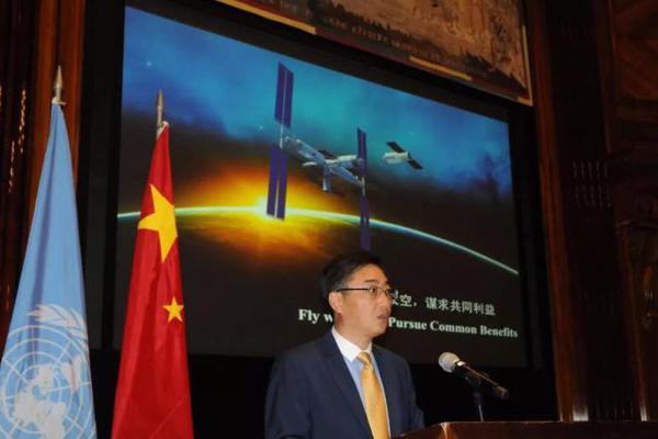 国台办：国民党前主席给洪秀柱将于5月12日访问北京