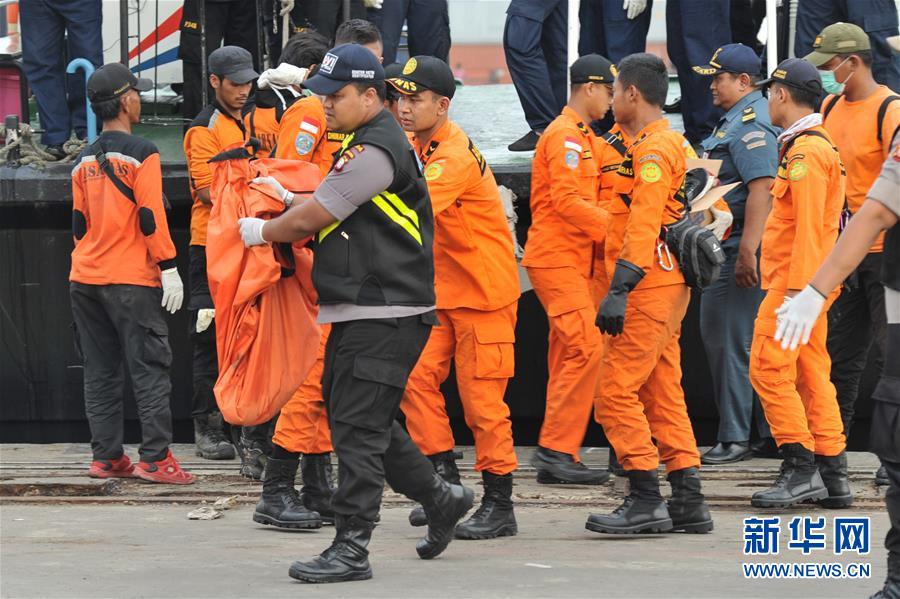 甘肃庆阳市合水县一工程发生坍塌事故 致4人死亡