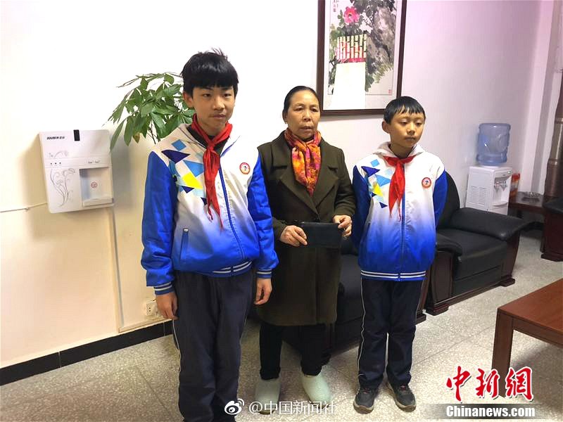 重庆一儿童医院涉“增高药”储存不当 官方称已介入